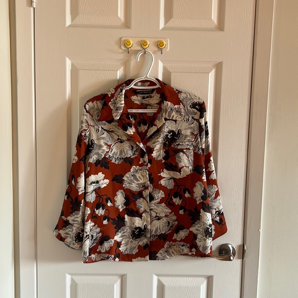 Zara Floral Button-Up - Picture 1 of 2